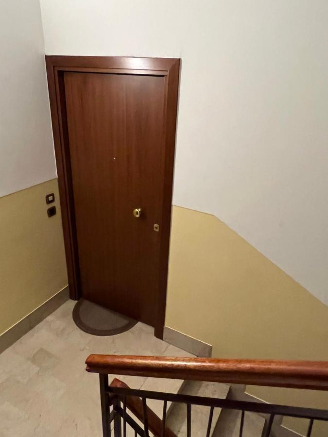 Stay In Style - Vibrant Condo In San Giovanni Lupatoto Exterior photo
