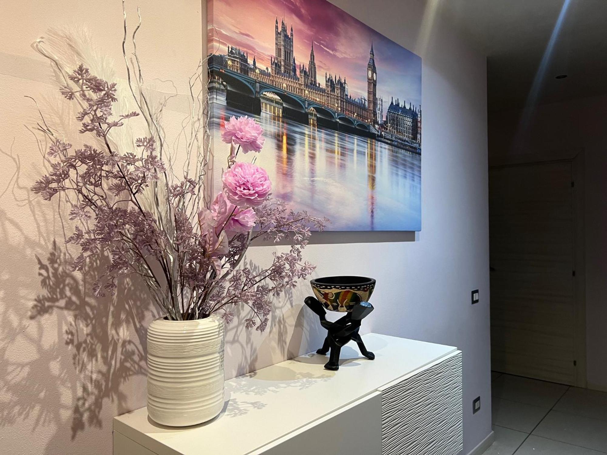 Stay In Style - Vibrant Condo In San Giovanni Lupatoto Exterior photo